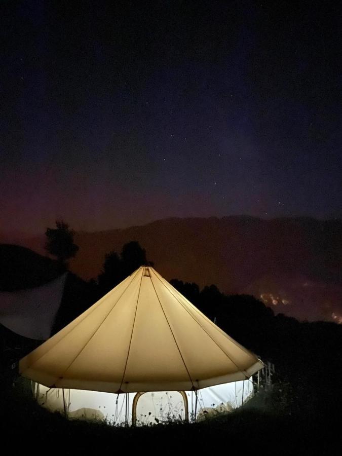 Lodg'Ing Secret Camp Ariege Ξενοδοχείο Lordat Εξωτερικό φωτογραφία