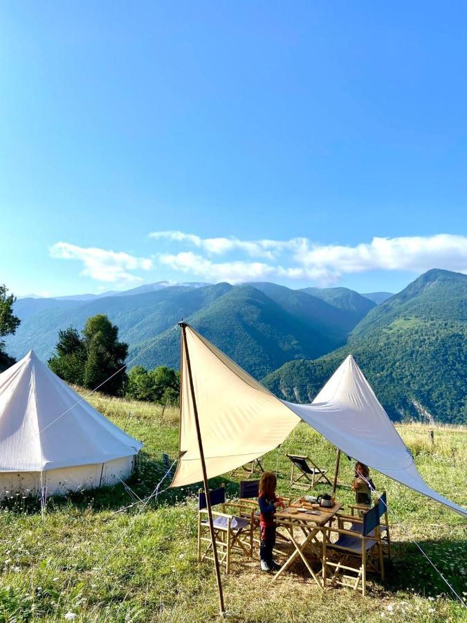Lodg'Ing Secret Camp Ariege Ξενοδοχείο Lordat Εξωτερικό φωτογραφία